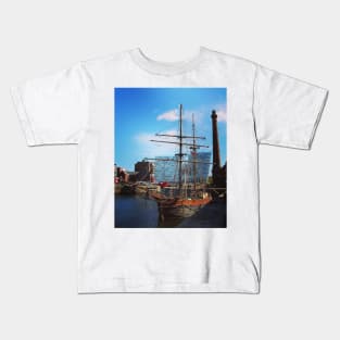 Tall sail ship Kids T-Shirt